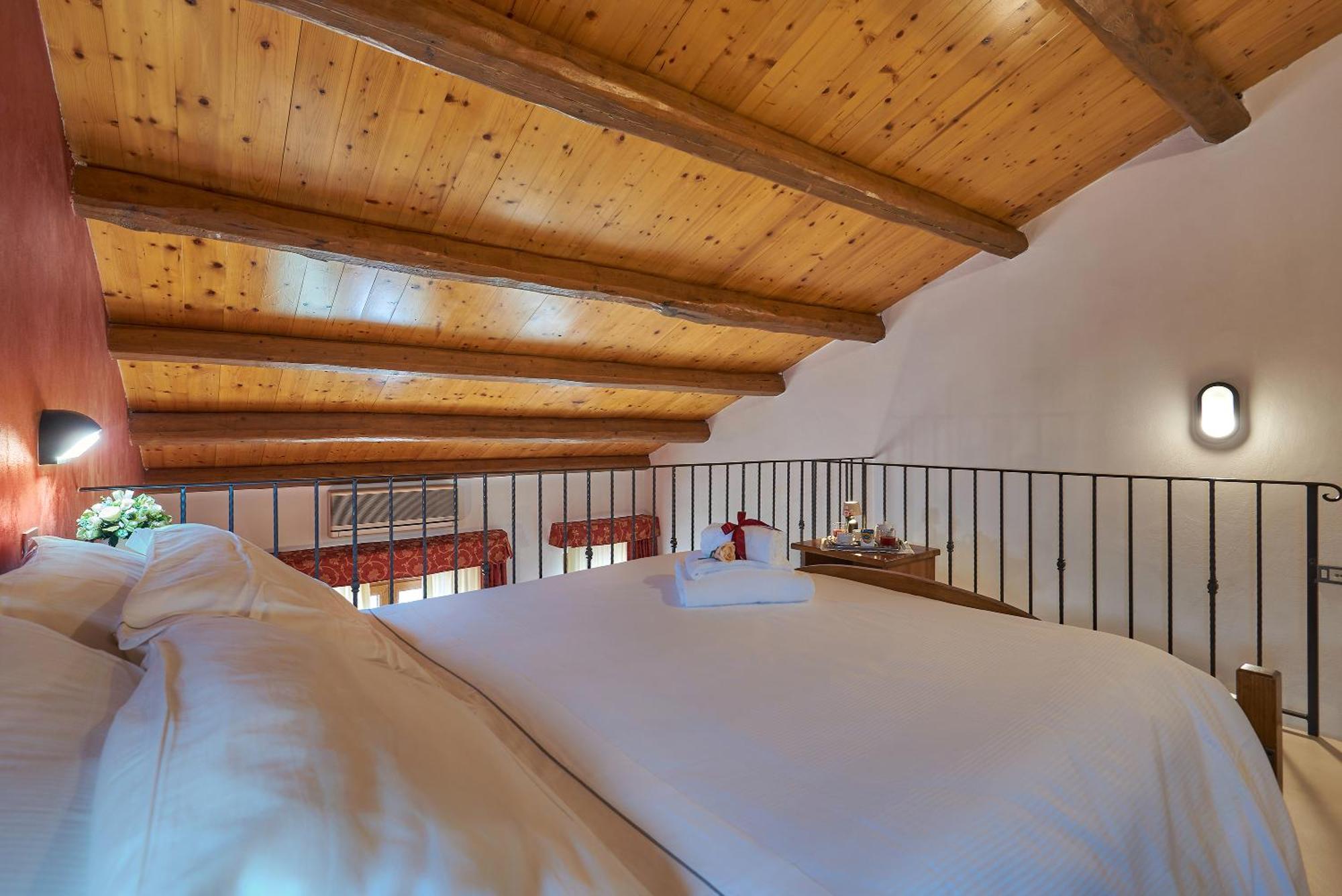 Casanova - Panoramic Rooms And Suites San Quirico d'Orcia Exterior photo