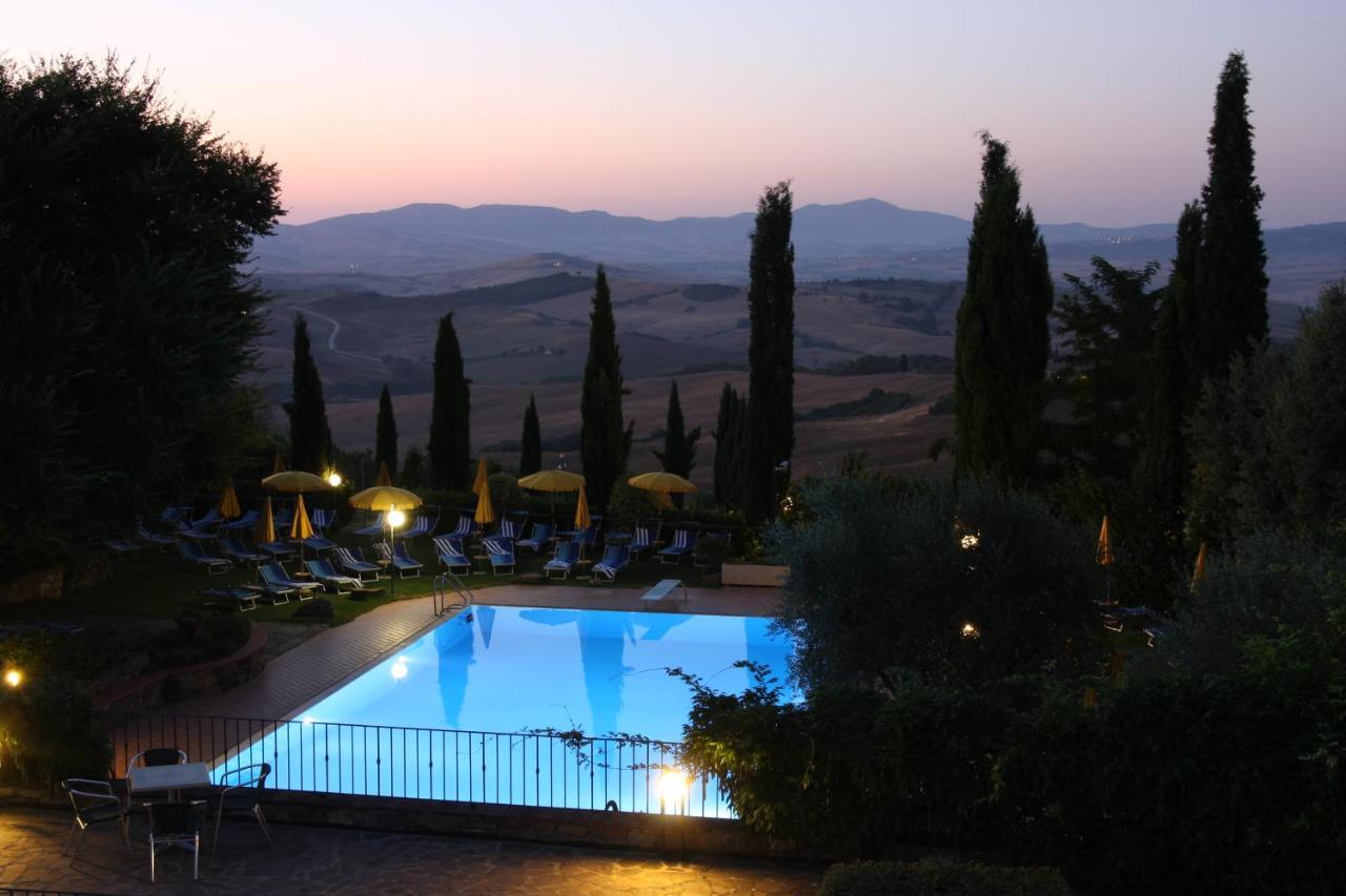 Casanova - Panoramic Rooms And Suites San Quirico d'Orcia Exterior photo